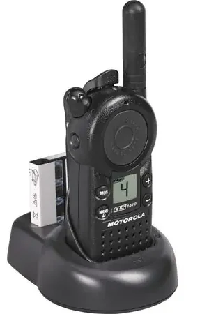 A Buon Prezzo Radio de Dos Vías Motorola Cls1410 Uhf de 1 W Y 4 Canales