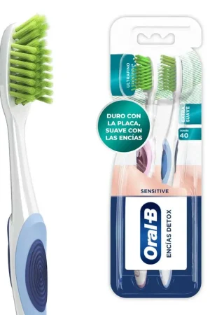 Cepillo de Dientes Oral-B Sensitive Extra Suave Encías Detox 2 Und Spedizione Gratuita